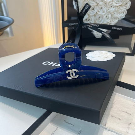 CHANEL 26S HAIR CLIP IN BLUE ACETATE 512116