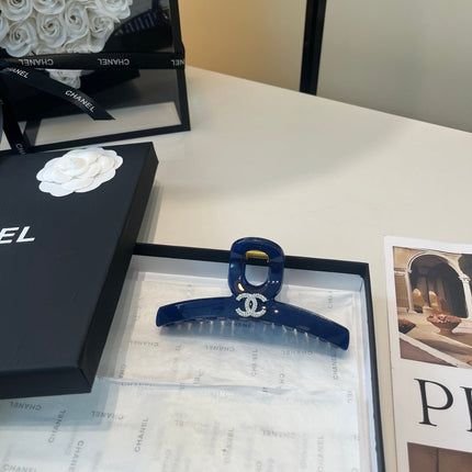 CHANEL 26S HAIR CLIP IN BLUE ACETATE 512116