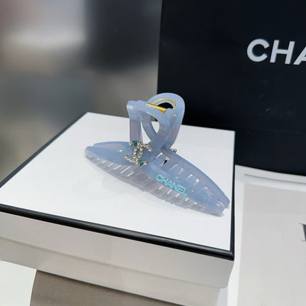 CHANEL 26S HAIR CLIP IN LIGHT BLUE ACETATE 512096
