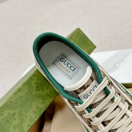 GUCCI 26S LOW TOP SNEAKERS IN BROWN CANVAS STYLE 23