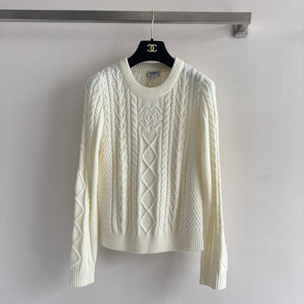 CHANEL 26S SWEATER 692