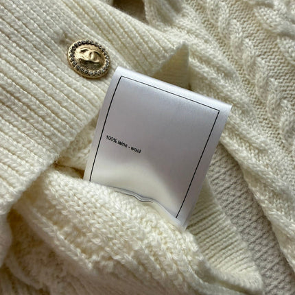 CHANEL 26S KNITTED CARDIGAN 721
