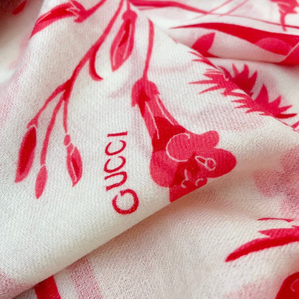 SQUARE SCARF 140 CM IN ROSE RED CASHMERE 398256