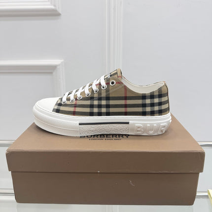 BURBERRY 26S VINTAGE CHECK SNEAKERS IN BROWN AND BLACK CANVAS