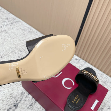 GUCCI 26S HORSEBIT MID-HEEL SANDALS IN BLACK CALFSKIN