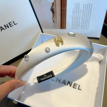 CHANEL 26S HEADBAND IN IVORY FABRIC 505241