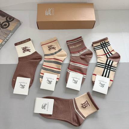 BURBERRY 26S ANKLE SOCKS 299355 (1 BOX)