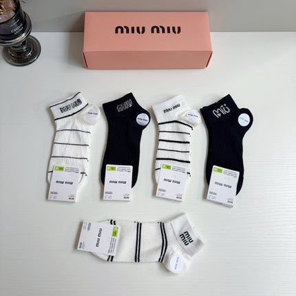 MIUMIU 26S ANKLE SOCKS 417770 (1 BOX)