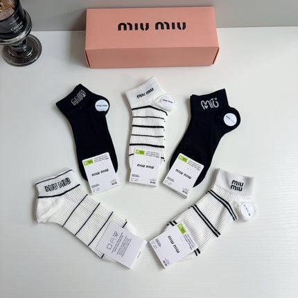 MIUMIU 26S ANKLE SOCKS 417770 (1 BOX)