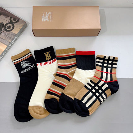 BURBERRY 26S ANKLE SOCKS 385546 (1 BOX)
