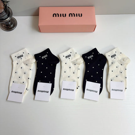 MIUMIU 26S ANKLE SOCKS 407149 (1 BOX)