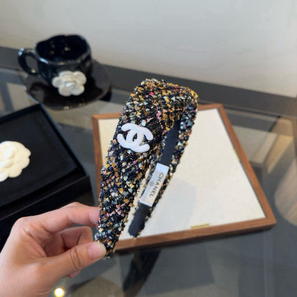 CHANEL 26S HEADBAND IN MULTICOLOR TWEED 503123