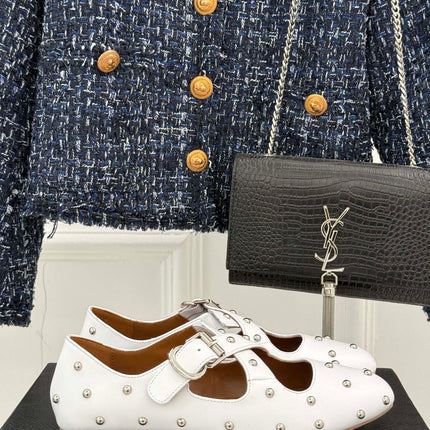 CROSSED STRAP BALLET FLATS IN WHITE CALFSKIN