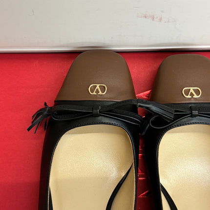 VALENTINO 26S HEELED BALLET FLATS IN BROWN AND BLACK CALFSKIN