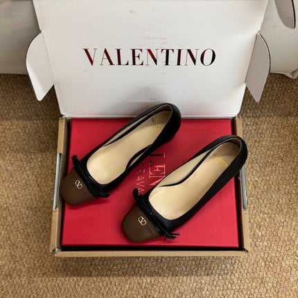 VALENTINO 26S HEELED BALLET FLATS IN BROWN AND BLACK CALFSKIN