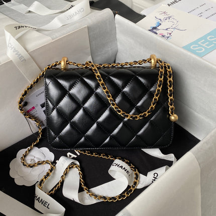 CC MINI 19 FLAP BAG IN BLACK CALFSKIN GOLD HARDWARE