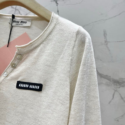 MIUMIU 26S V-NECK BUTTONED LONG-SLEEVE KNIT TOP 1432