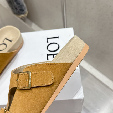 LOEWE 26S EASE SLIDE IN CAMEL BROWN SUEDE