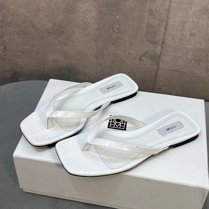 THE ROW 26S SQUARE TOE THONG SANDALS IN WHITE CROCODILE EMBOSSED CALFSKIN