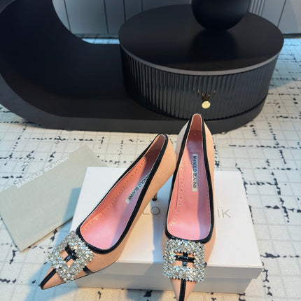 Hangisi 100 Pink Linen with Black Leather Jewel Buckle Pumps 161071