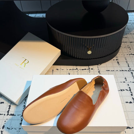 THE ROW 26S LOAFERS IN CARAMEL BROWN CALFSKIN
