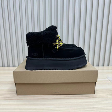 FUNKARRA CABIN CUFF BLACK SUEDE AND LAMB FUR