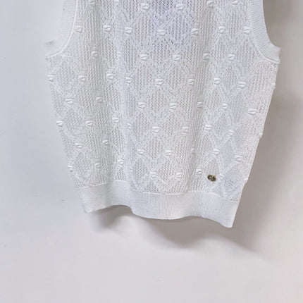CHANEL 26S SLEEVELESS SWEATER STYLE 1048