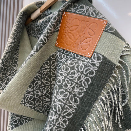 LOEWE 26S SCARF 140 IN CASHMERE 863982