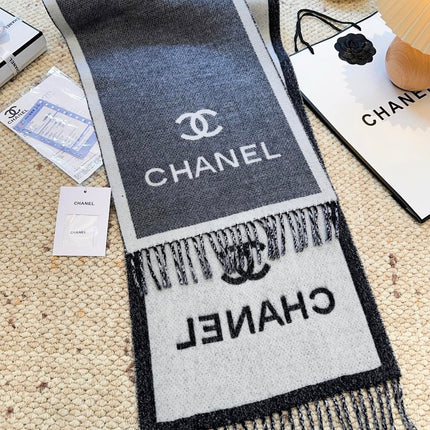 CHANEL 25S SCARF 184 CM IN MERINO WOOL 943170