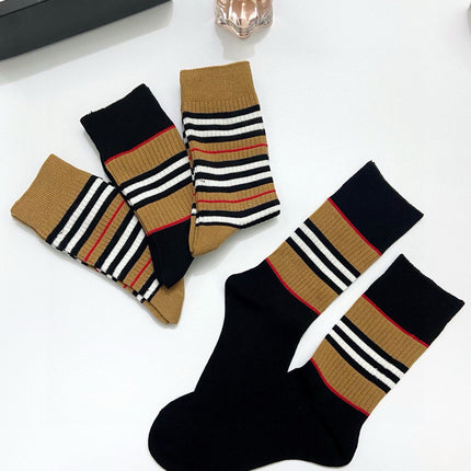 BURBERRY 26S CREW SOCKS 480394 (1 BOX)