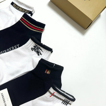 BURBERRY 26S ANKLE SOCKS 901039 (1 BOX)