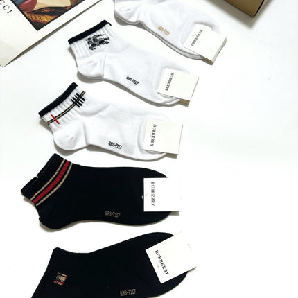 BURBERRY 26S ANKLE SOCKS 901039 (1 BOX)