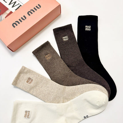 MIUMIU 26S CREW SOCKS 405367 (1 BOX)