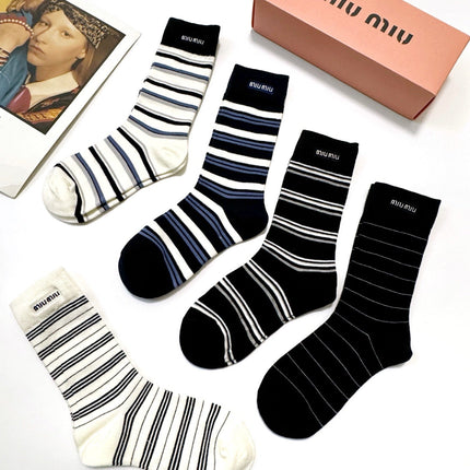 MIUMIU 26S CREW SOCKS 407174 (1 BOX)