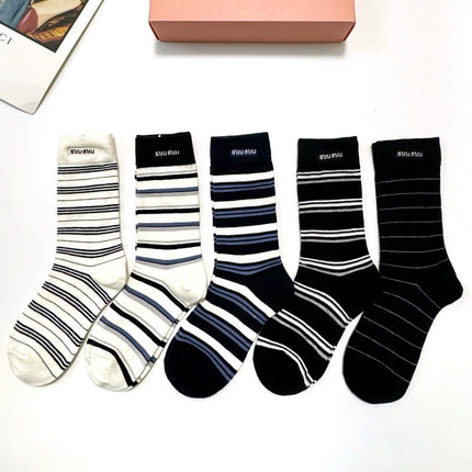 MIUMIU 26S CREW SOCKS 407174 (1 BOX)