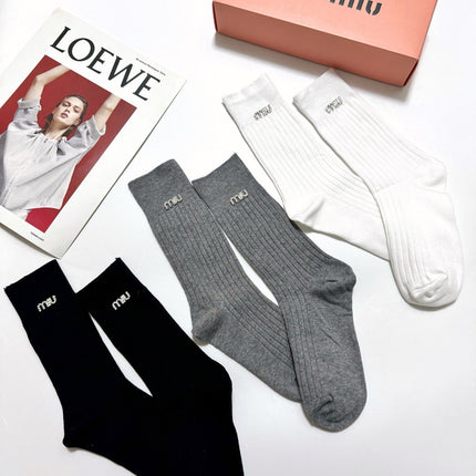 MIUMIU 26S CREW SOCKS 410291 (1 BOX)