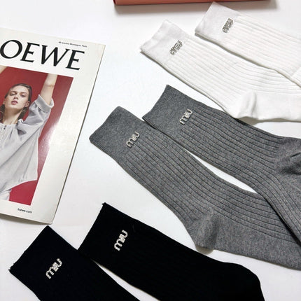 MIUMIU 26S CREW SOCKS 410291 (1 BOX)