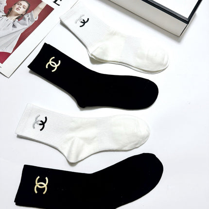 CHANEL 26S CREW SOCKS 410300 (1 BOX)