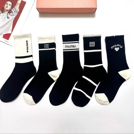 MIUMIU 26S CREW SOCKS 417712 (1 BOX)