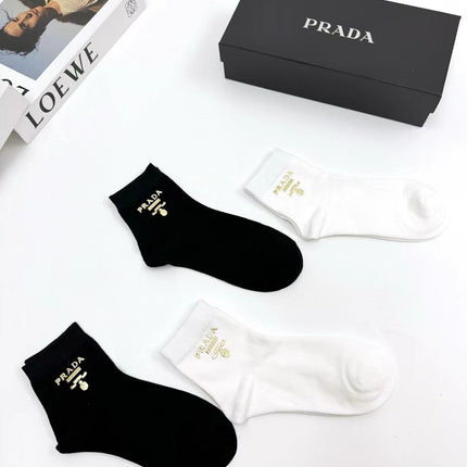 PRADA 26S ANKLE SOCKS 423092 (1 BOX)