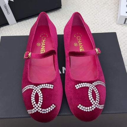 MARY JANE SHOES IN JAM PURPLE VELVET WITH CRYSTALS LOGO