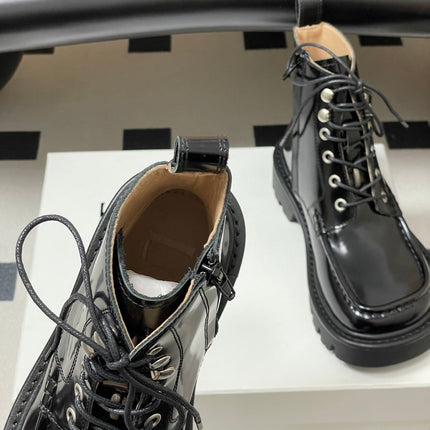 LOEWE 26S ANKLE BOOTS IN BLACK PATENT CALFSKIN