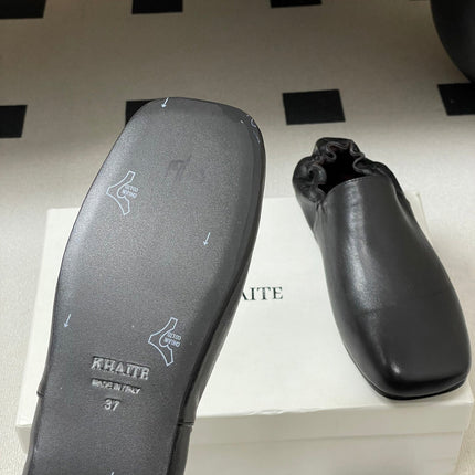 CELINE 26S ELASTIC-BACK FLAT SHOES IN BLACK LAMBSKIN