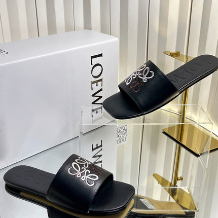 LOEWE 26S LOGO-EMBROIDERED SANDALS IN BLACK CALFSKIN