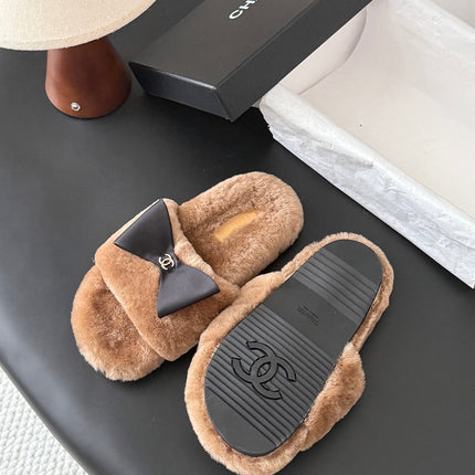 CHANEL 26S SLIDE SANDALS IN BROWN SHEARLING WITH BLACK BOW