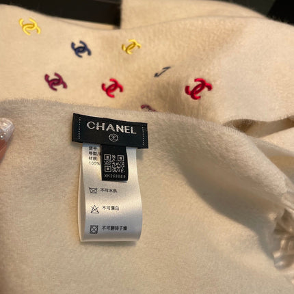CHANEL 26S SCARF 180 IN CASHMERE 510923