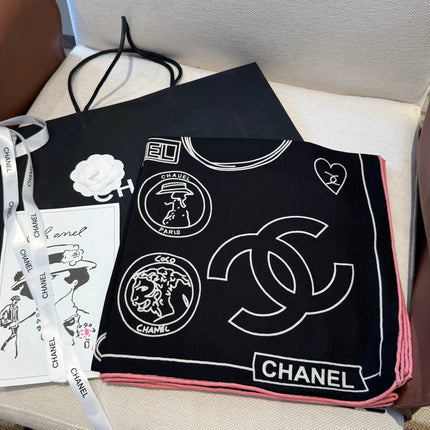 CHANEL 26S SCARF 140 IN SILK AND CASHMERE 510941
