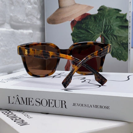BURBERRY 26S SQUARE FRAME IN ACETATE 408176