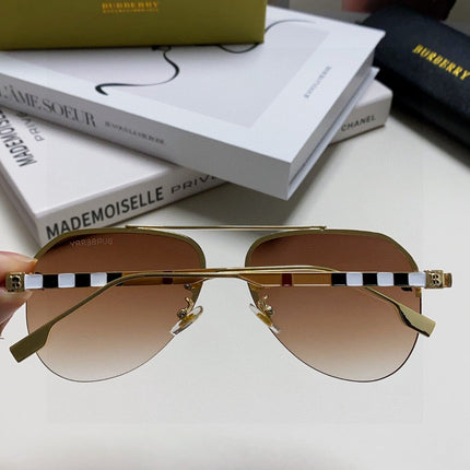 BURBERRY 26S AVIATOR FRAME IN METAL 424566