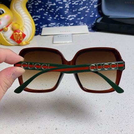 GUCCI 26S SQUARE FRAME IN ACETATE 424621